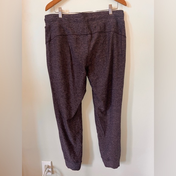 Lululemon Warm Down Heathered Jogger Size 12 - Picture 3 of 11